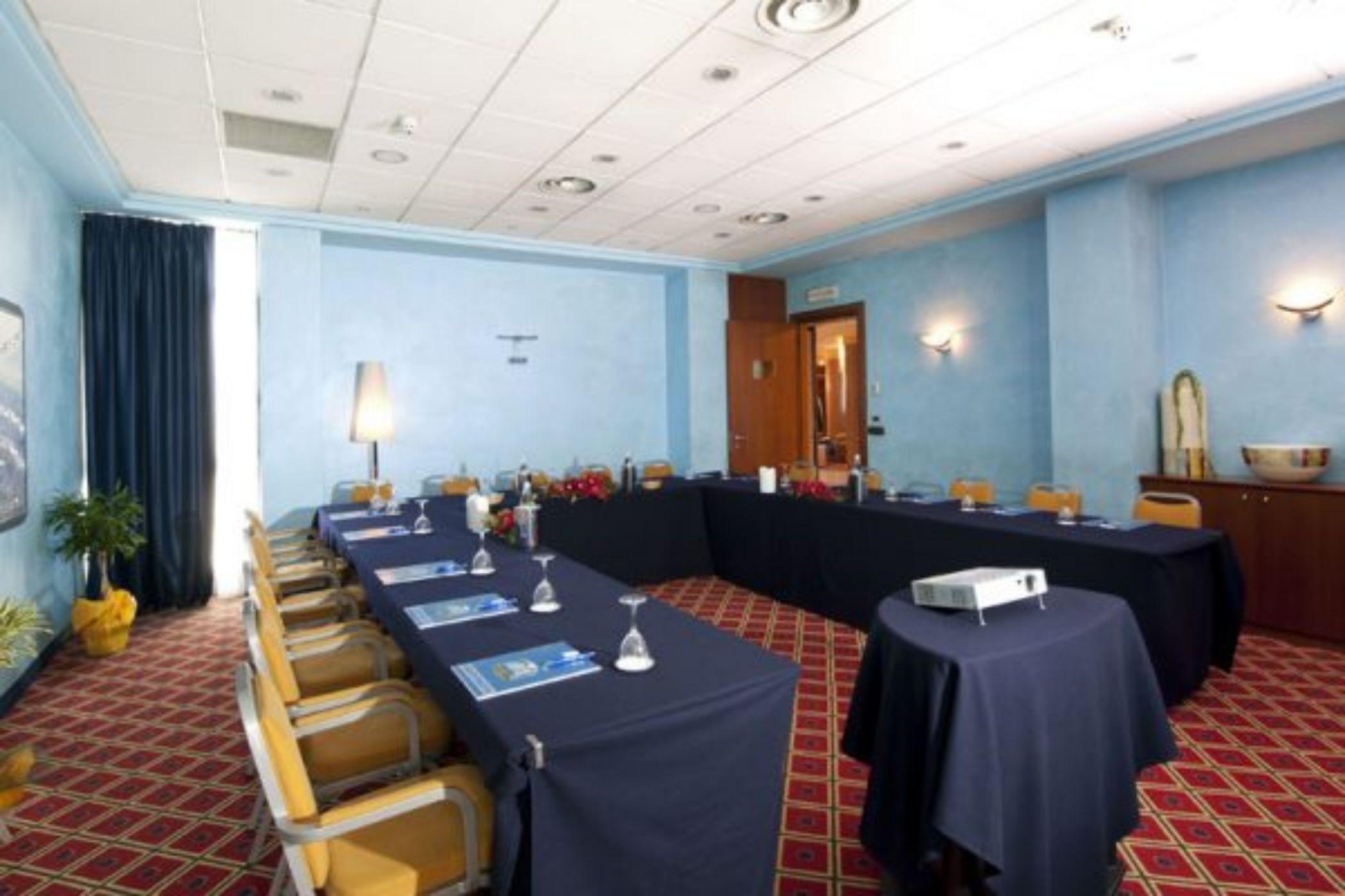 Castagna Palace Hotel & Restaurant مونتيكيو ماجوري المظهر الخارجي الصورة